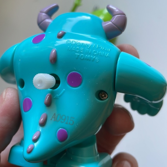 Pixar Monsters Inc - Wind up toys Sulley and Mike - Takara Tomy - Picture 5 of 5